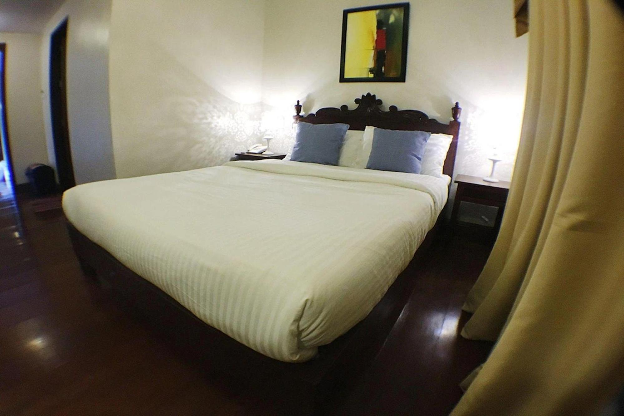 Nscc Hotel Vigan Luaran gambar