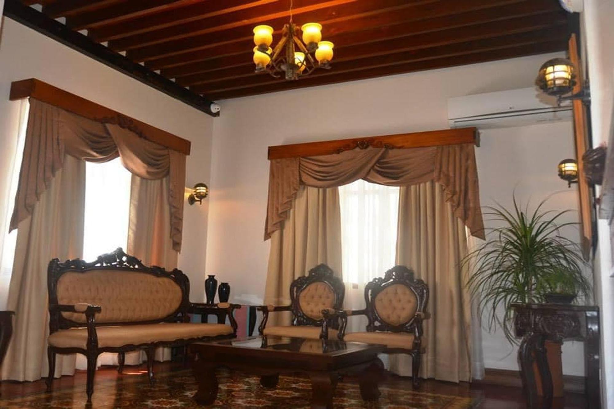 Nscc Hotel Vigan Luaran gambar