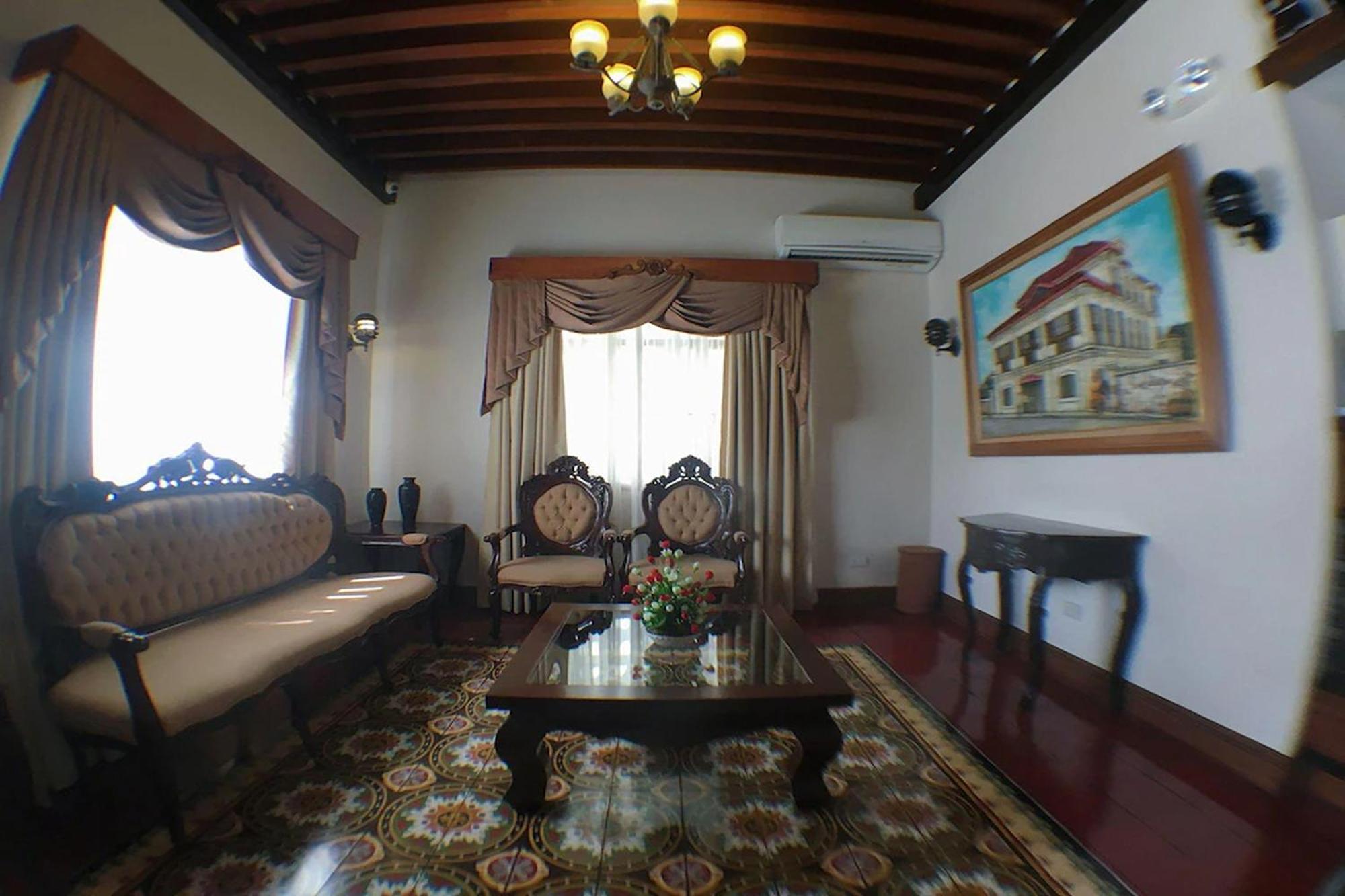 Nscc Hotel Vigan Luaran gambar
