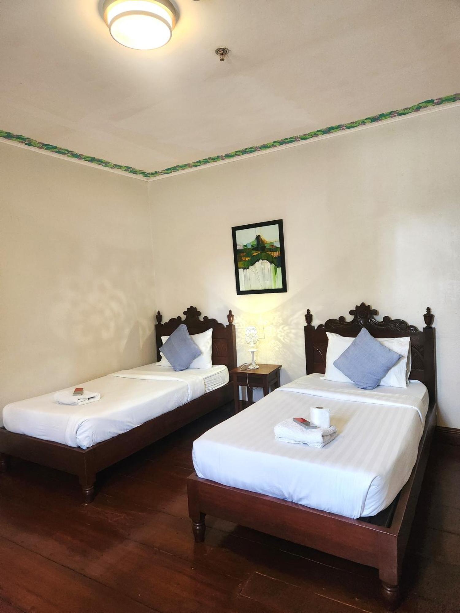 Nscc Hotel Vigan Luaran gambar
